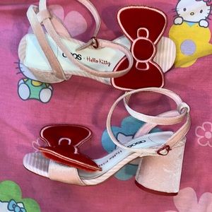Hello kitty high heel sandals